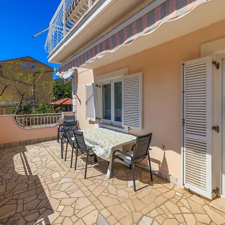 Mala Apartament *