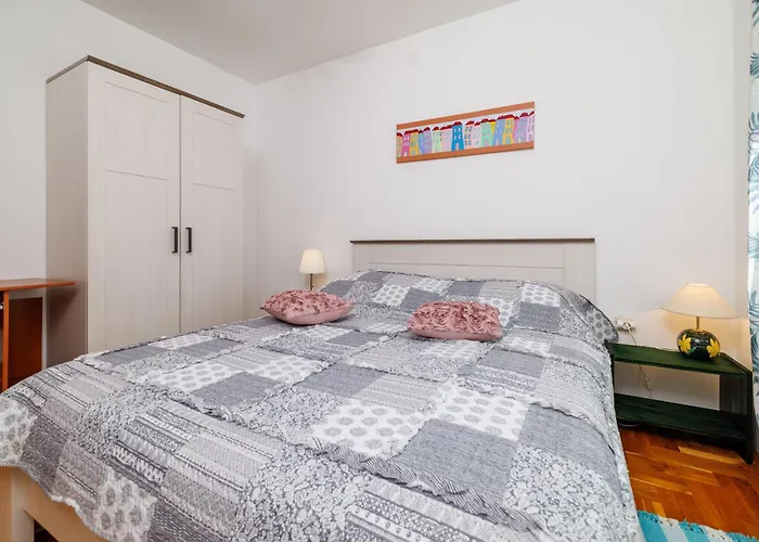 Mala Apartman *