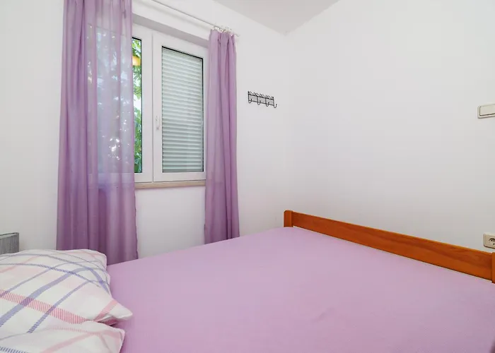 Mala Apartman *