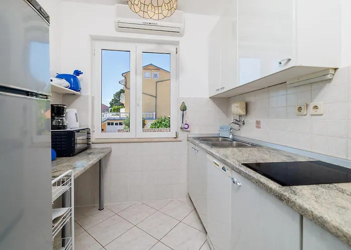 Mala Apartman Povile