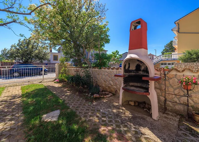 Mala Apartman Povile